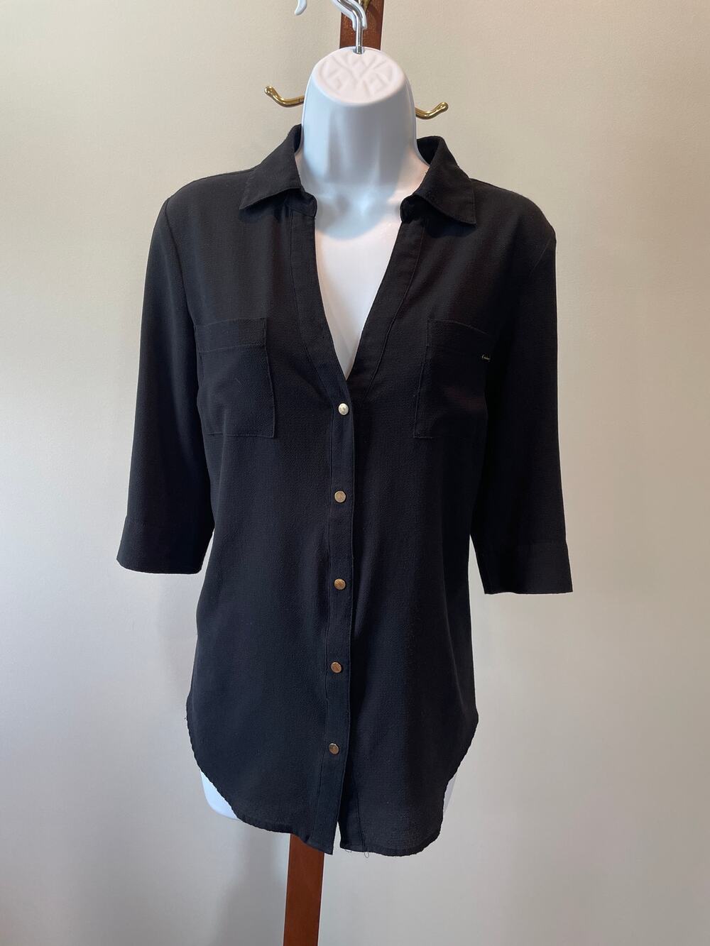 Bebe Size M Black Top Gold Detail Old‑Money Style Snap & Buckle Accents